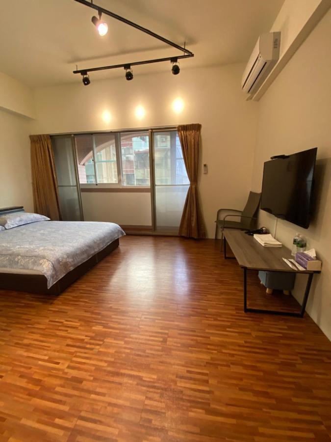 台南 T Ainan Apartment Bagian luar foto