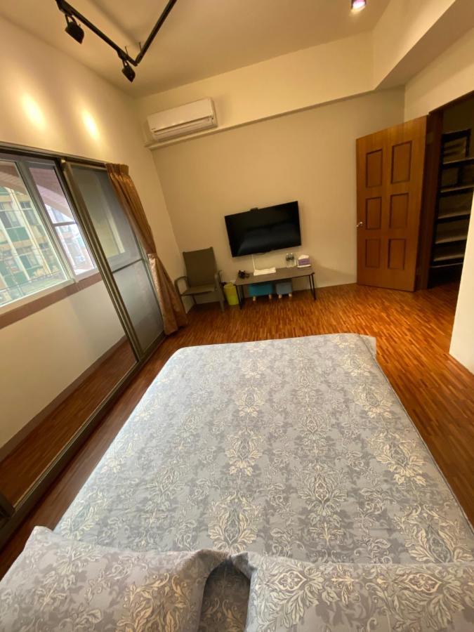 台南 T Ainan Apartment Bagian luar foto